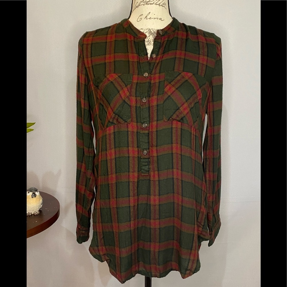 Lucky Brand Soft Green Red Buffalo Plaid Button Front Long Sleeve Tunic Fall Top